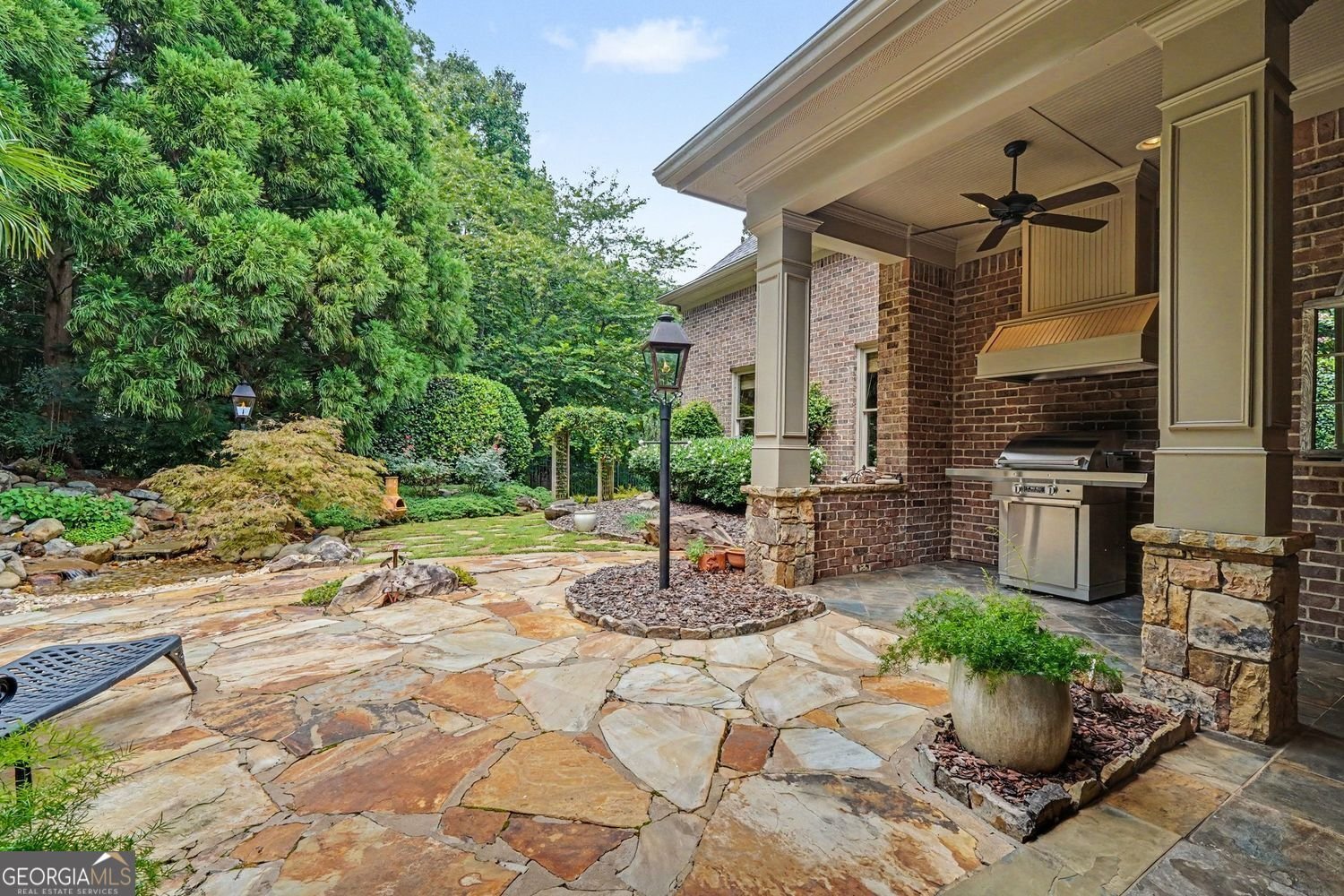 8054 Kenstone Court Sandy Springs - Photo 39