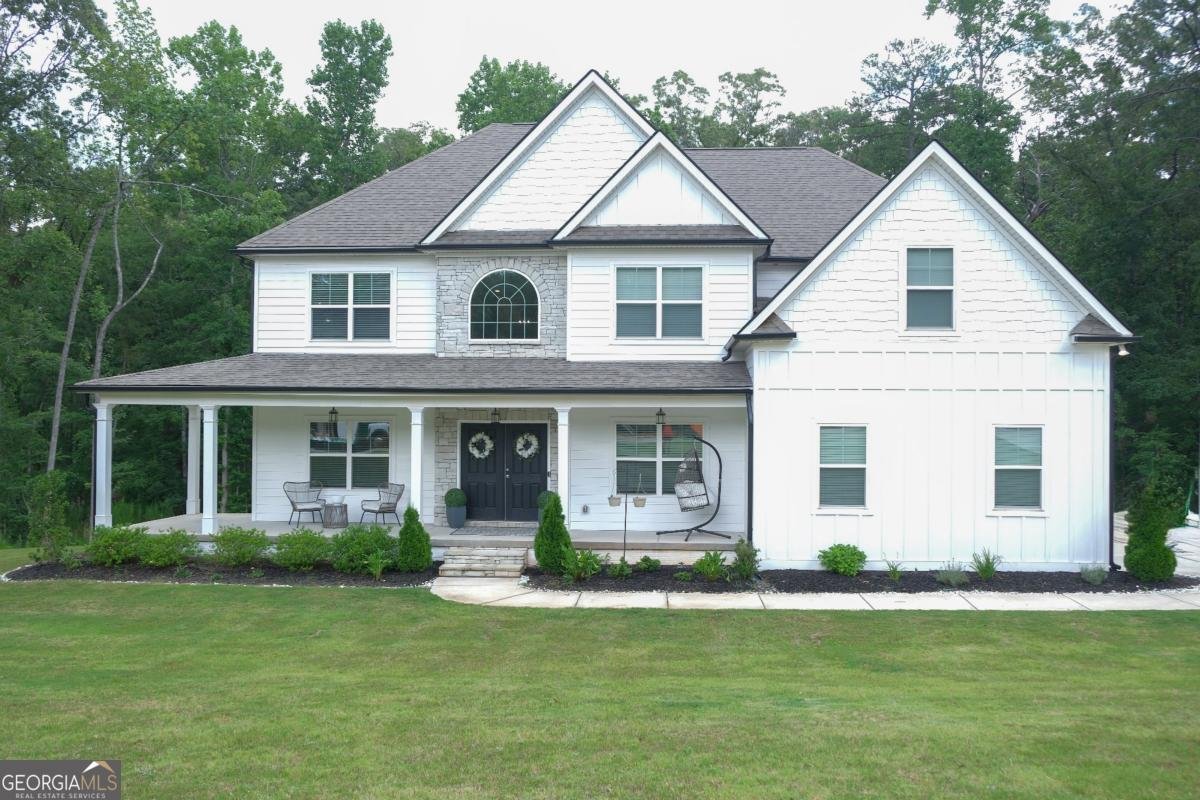 6720 Grayland Drive Douglasville - main photo