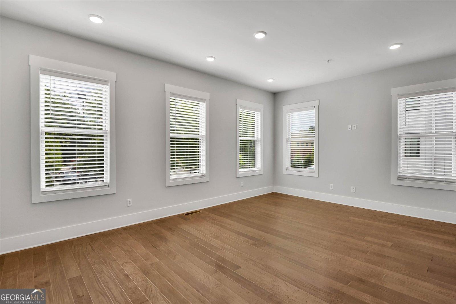 1060 Robert Smalls Way Atlanta - Photo 11