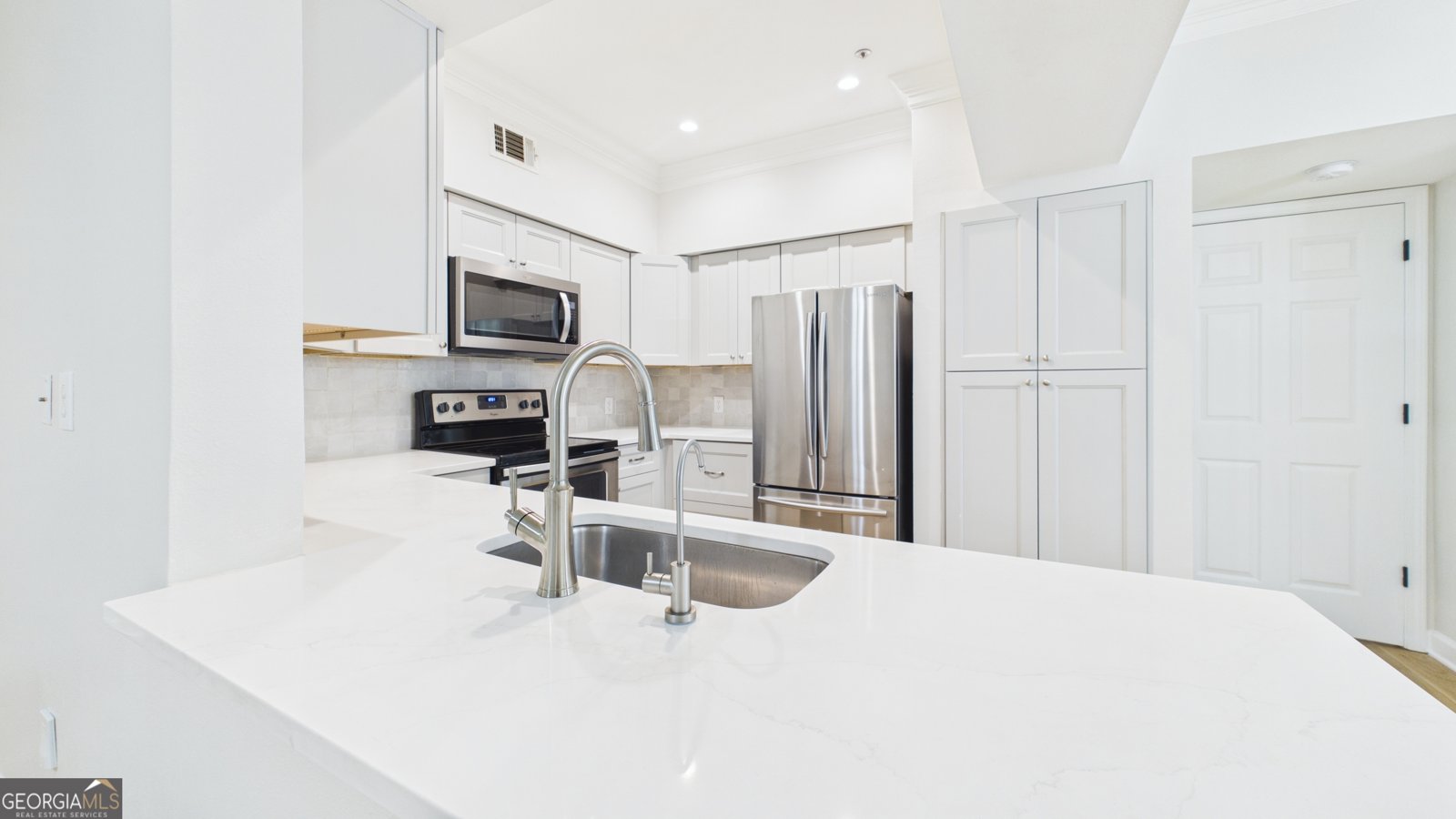 3777 Peachtree Road Atlanta - Photo 12