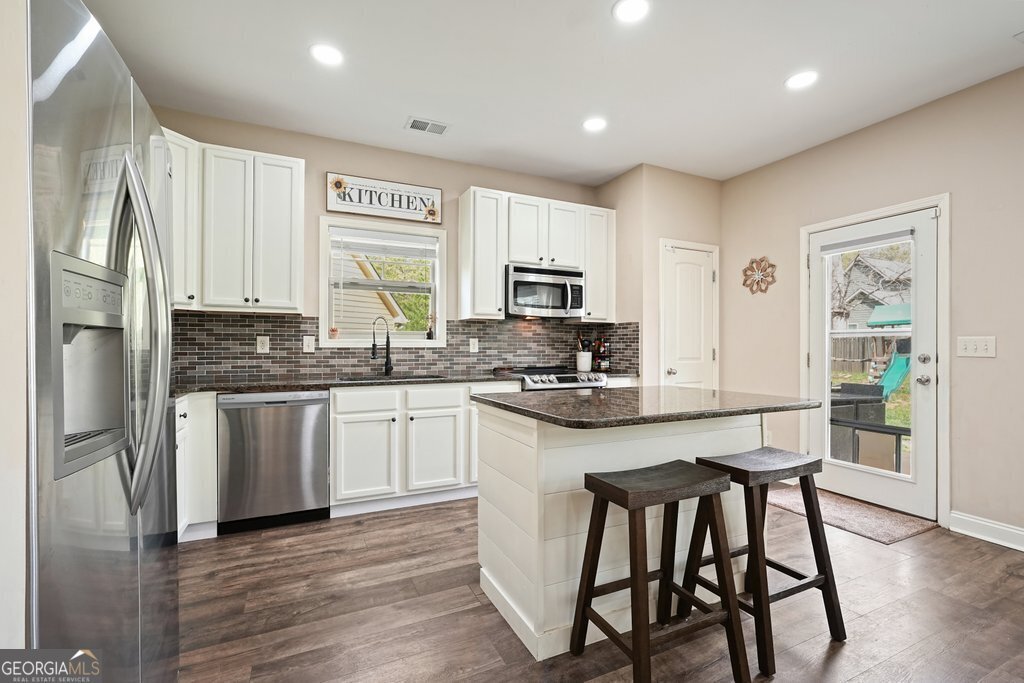 653 Royal Crest Court Canton - Photo 15