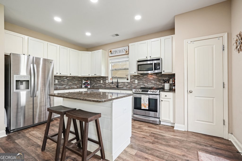 653 Royal Crest Court Canton - Photo 16
