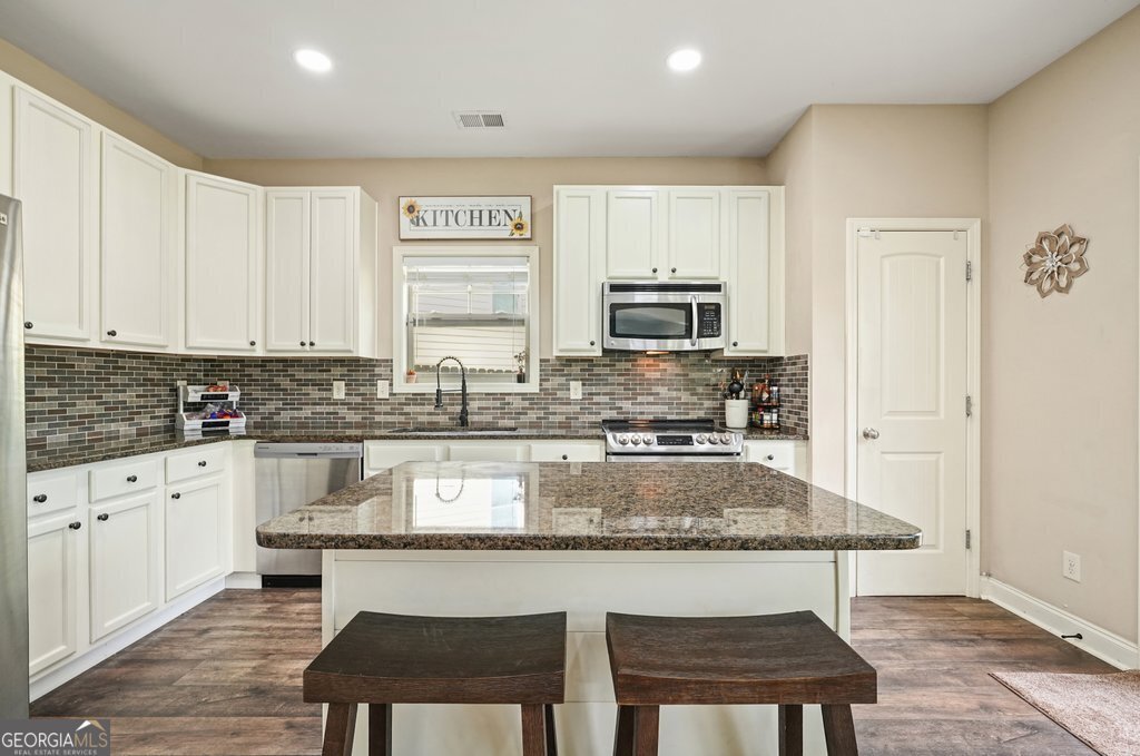 653 Royal Crest Court Canton - Photo 18