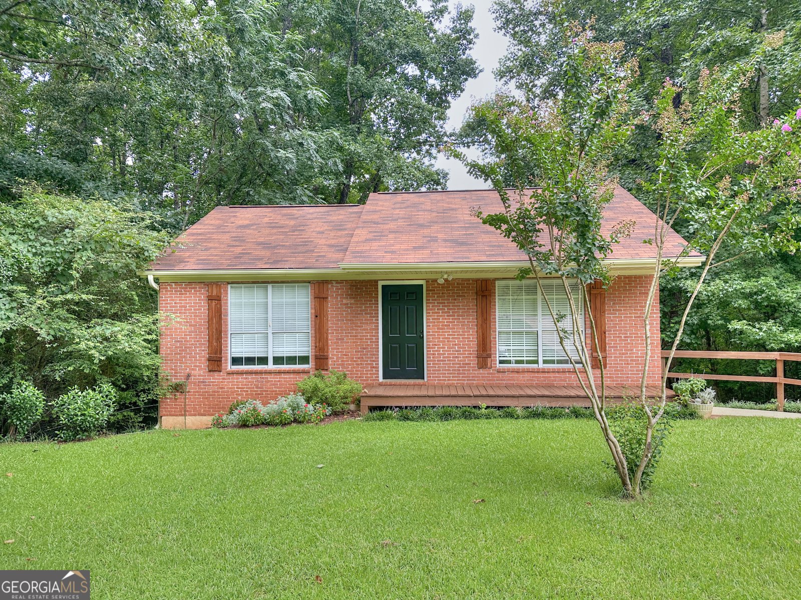 100 Teaver Court Lagrange - main photo
