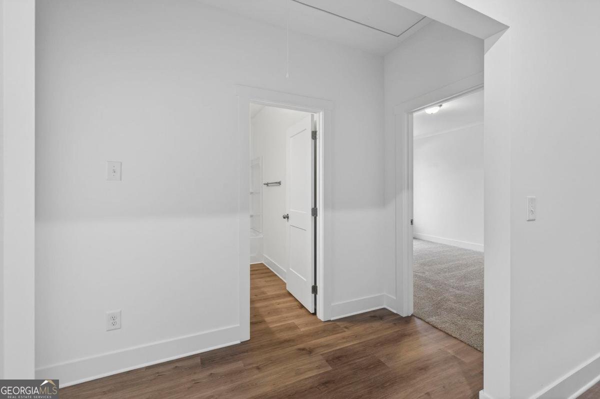 1541 Lake Drive Greensboro - Photo 10