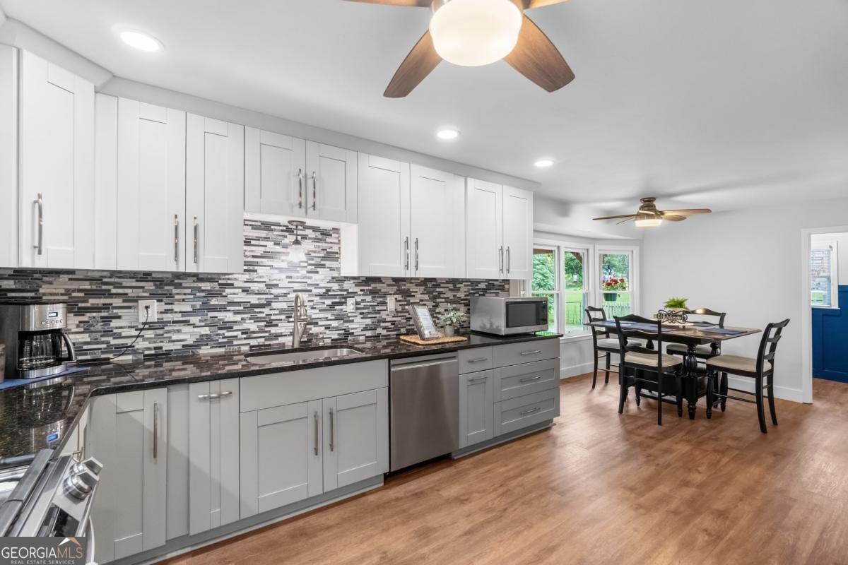 657 Cole Drive Lilburn - Photo 14