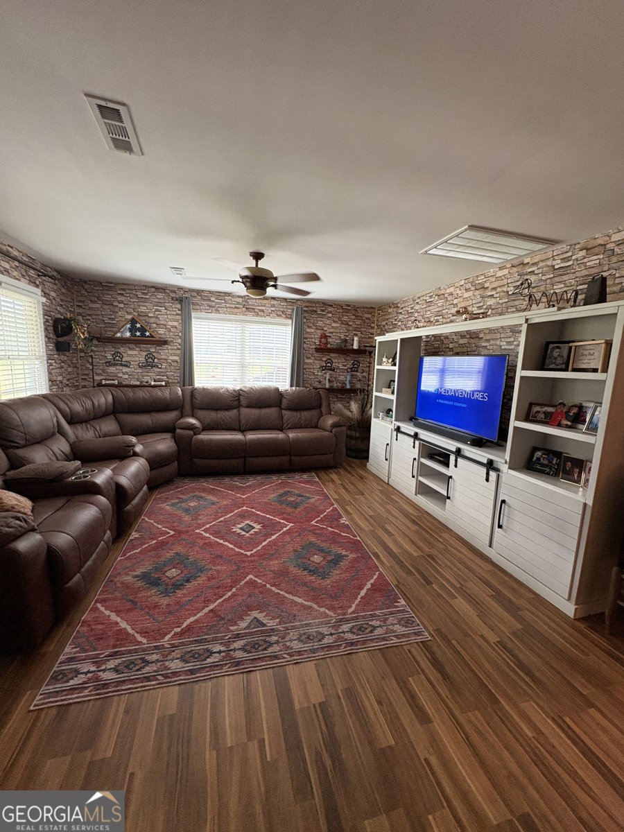 571 Ben Giddens Road Eastman - Photo 10