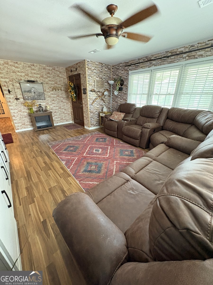 571 Ben Giddens Road Eastman - Photo 11