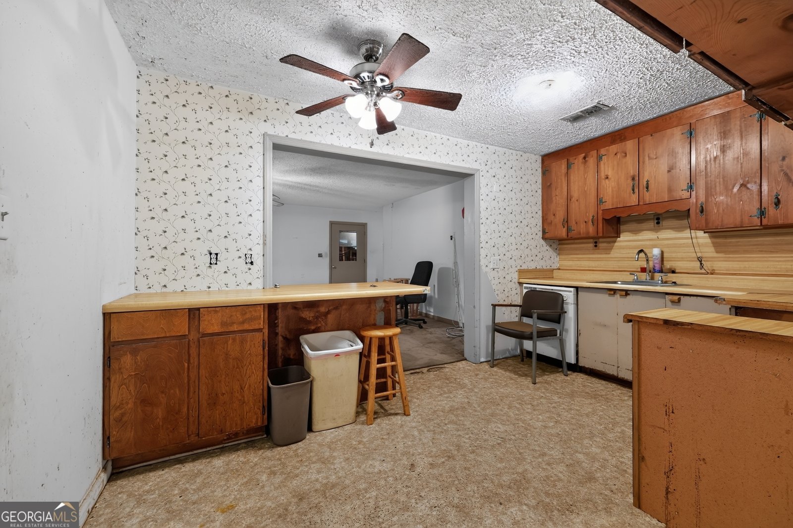 4045 Lindsey DR Macon - Photo 8