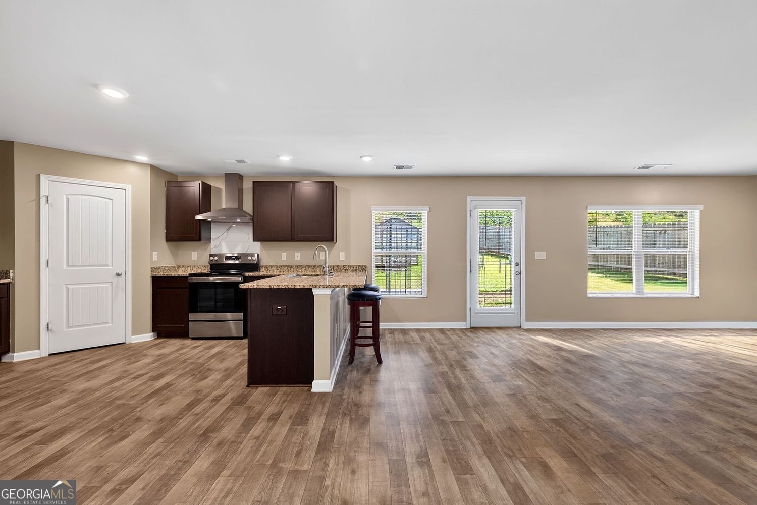 140 Blue Heron Way Covington - Photo 31