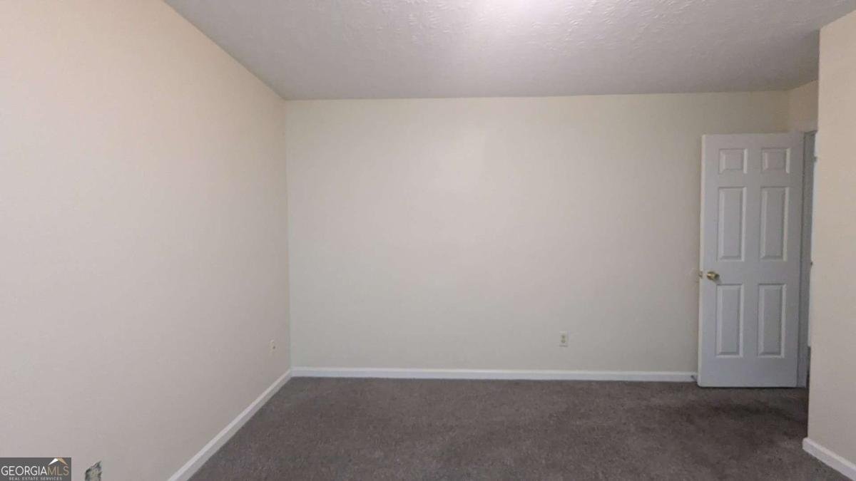 8447 Lake Drive Snellville - Photo 11