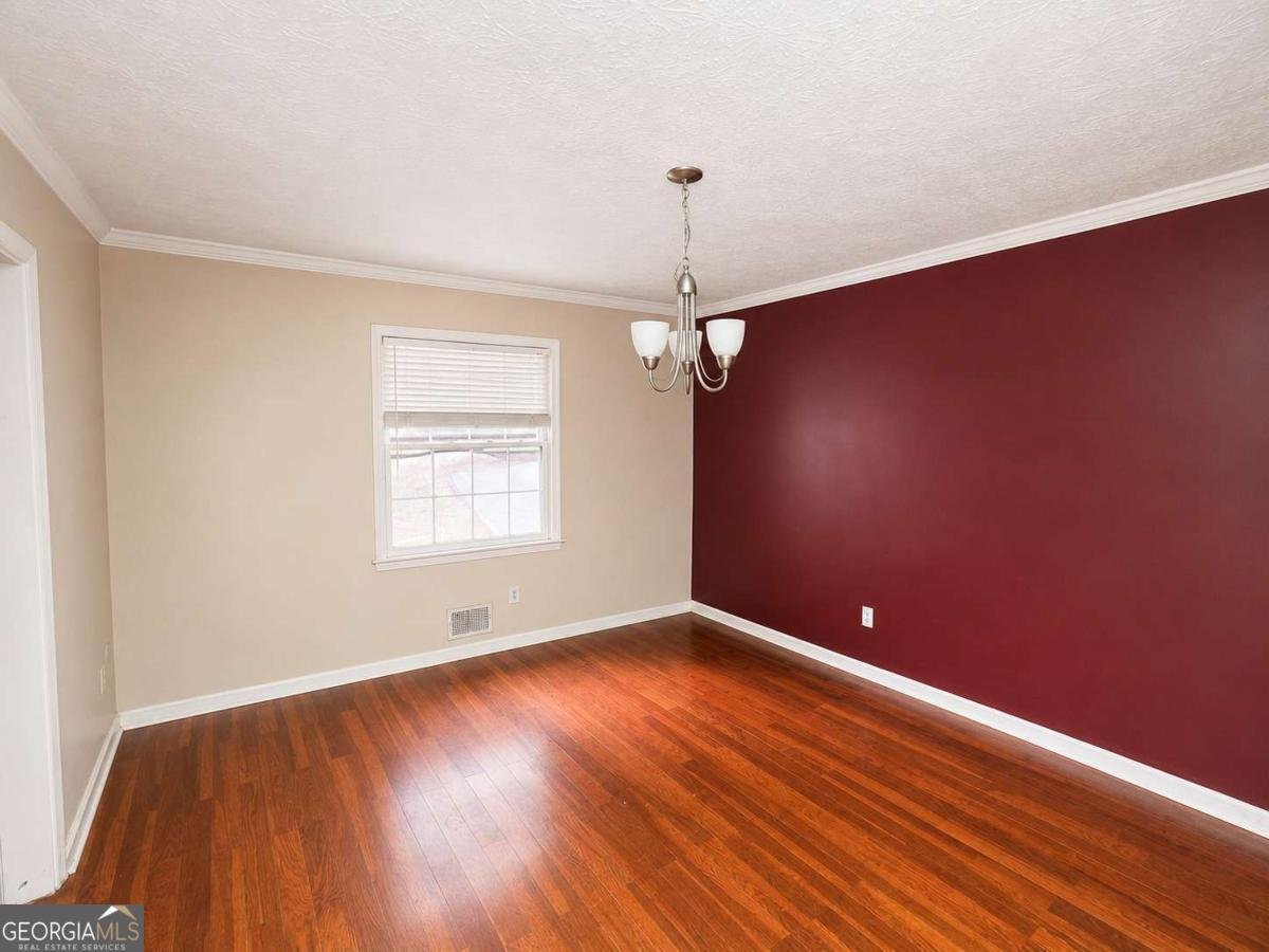 135 Greenhill Court Atlanta - Photo 8