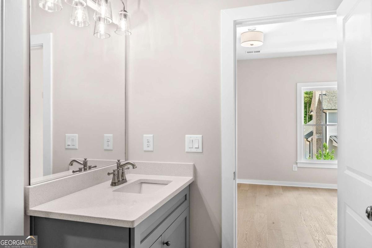 2039 Village Walk Milton - Photo 36