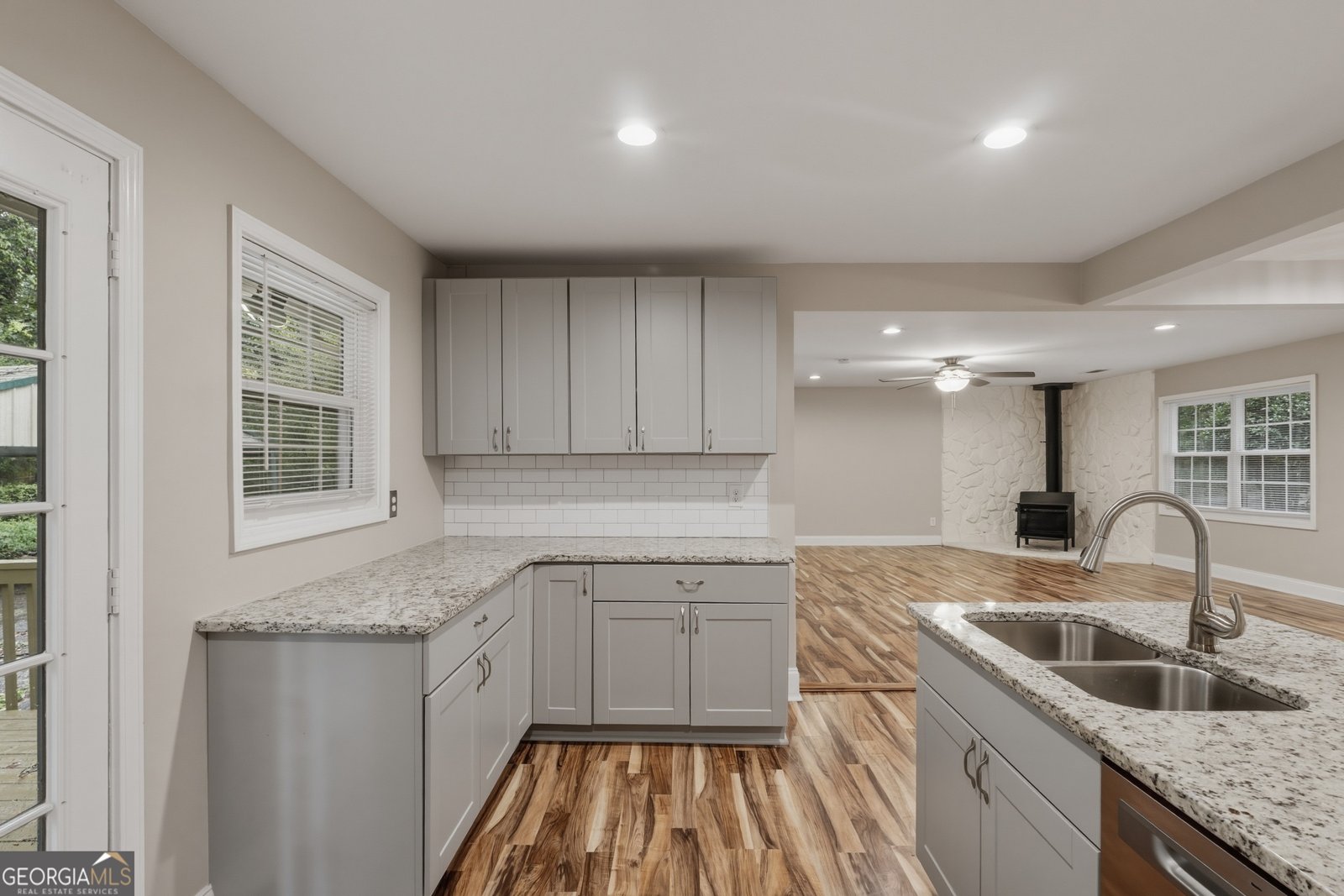 2162 Chestnut Place Lithia Springs - Photo 13