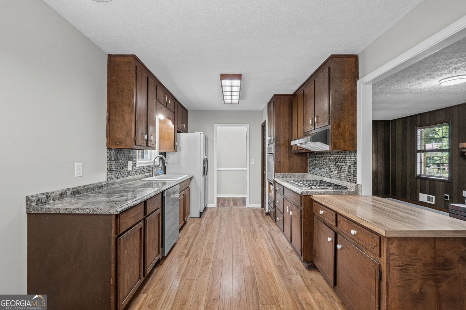 1050 Castlewood Drive Woodstock - Photo 13
