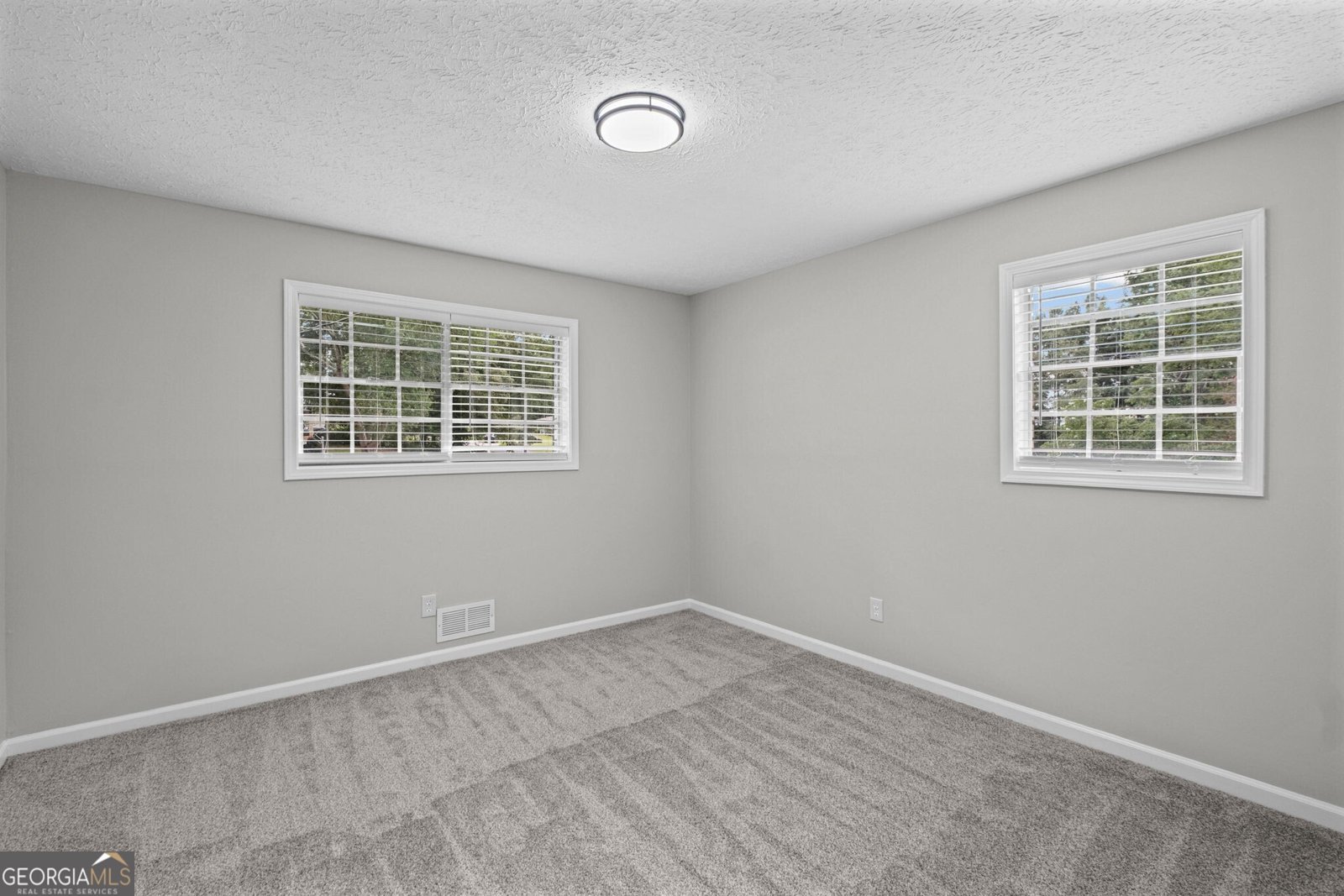 1050 Castlewood Drive Woodstock - Photo 33
