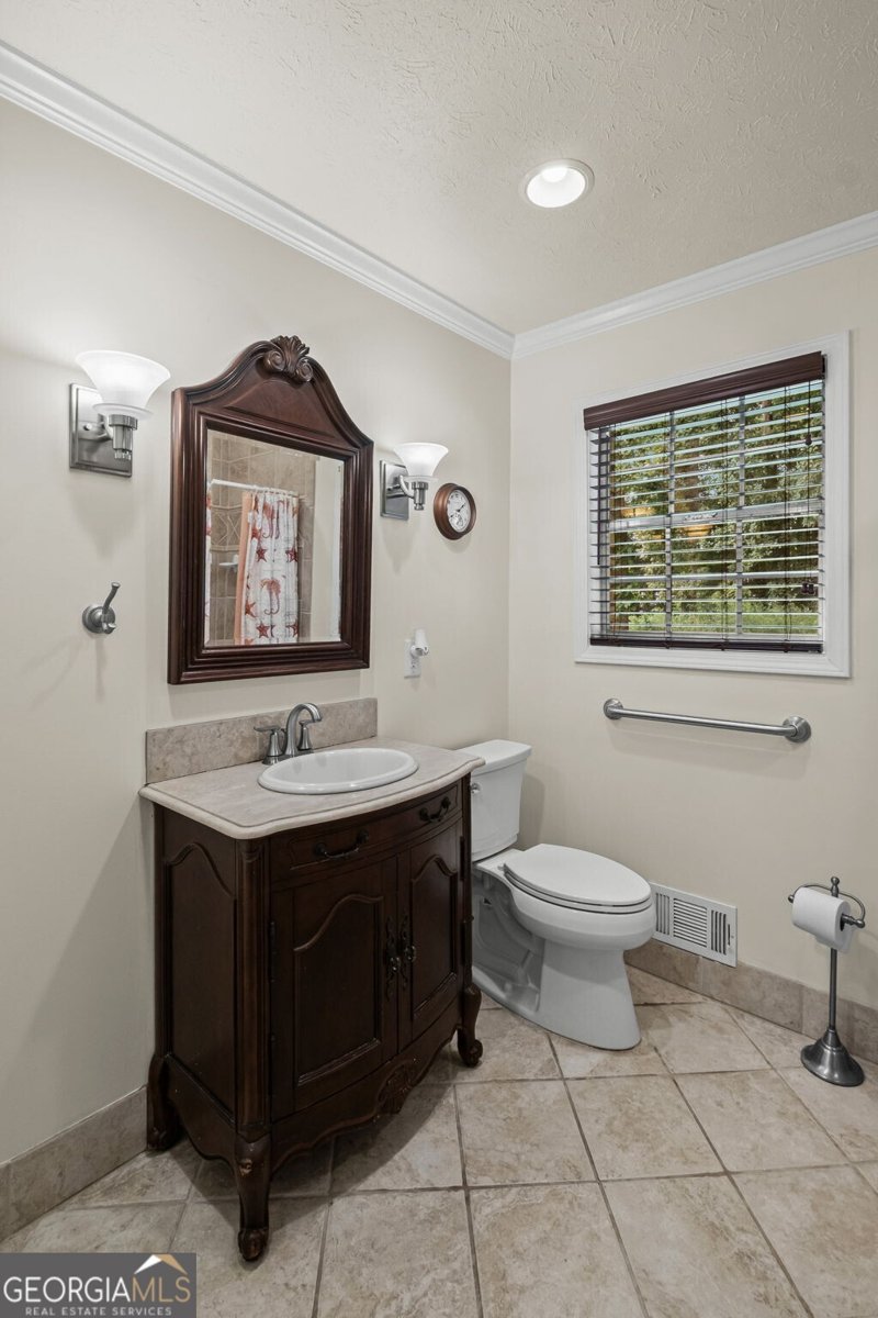 1050 Castlewood Drive Woodstock - Photo 36