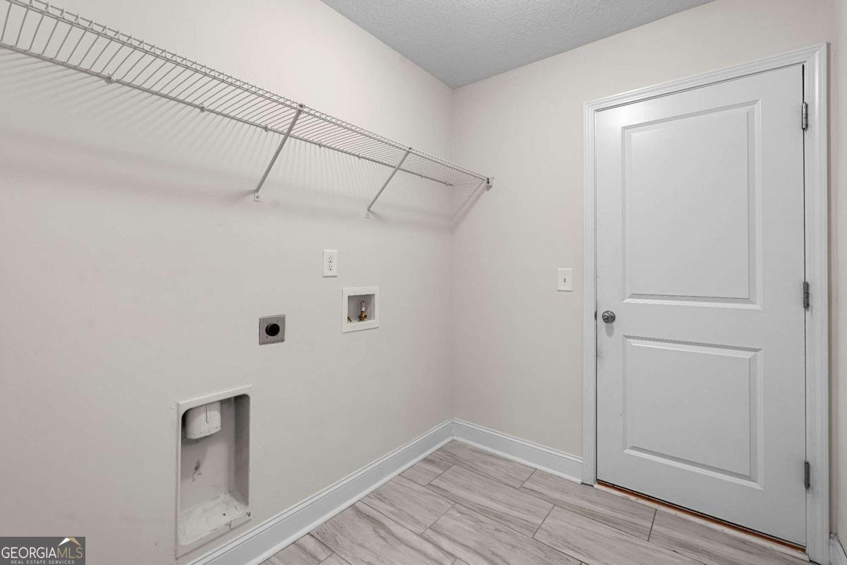 338 Lana Lane Lagrange - Photo 16