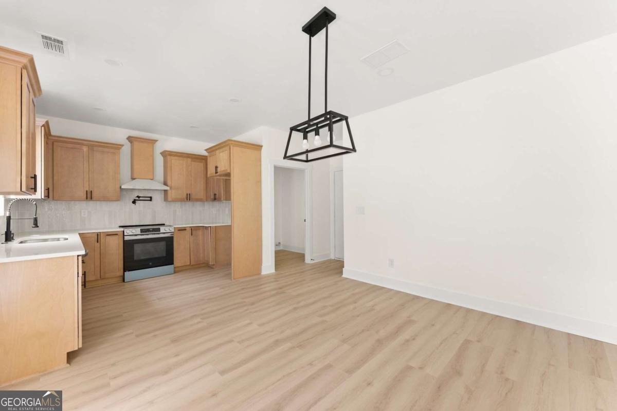 172 Llewellyn st Clarkesville - Photo 12