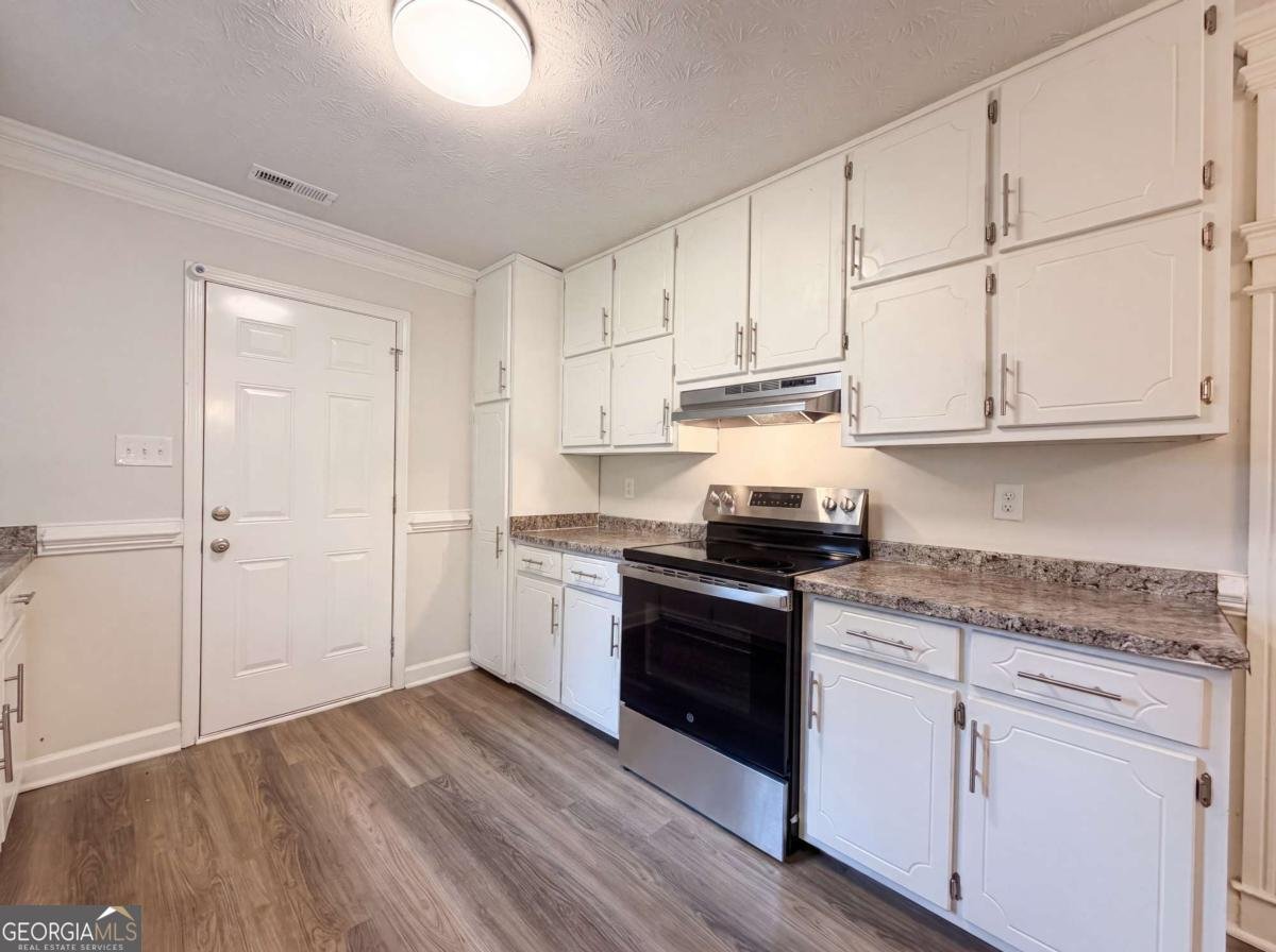 1627 Hearthstone Way Jonesboro - Photo 10