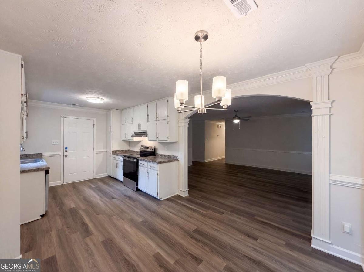1627 Hearthstone Way Jonesboro - Photo 8