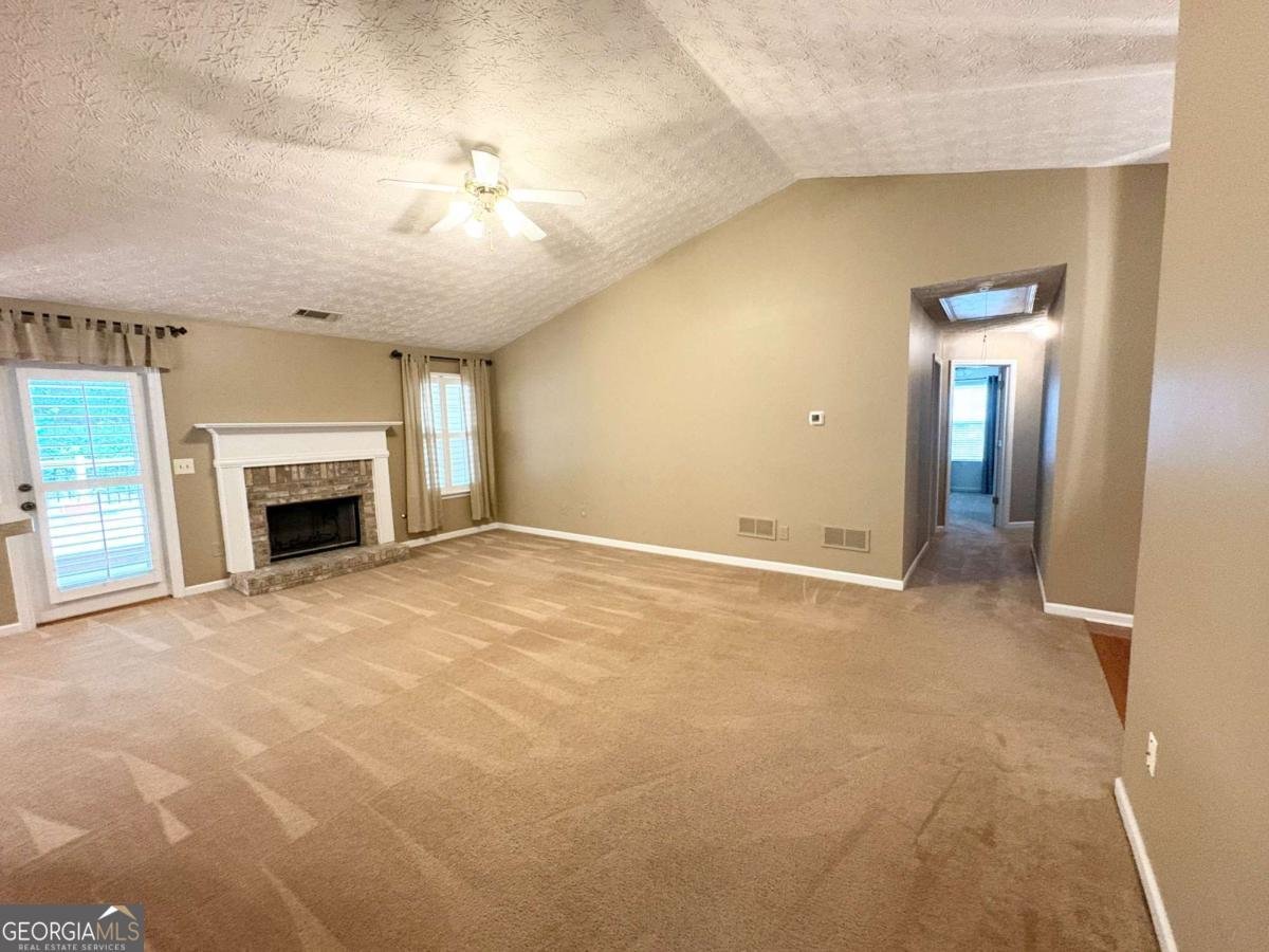 3877 Cove Top Court Loganville - Photo 7
