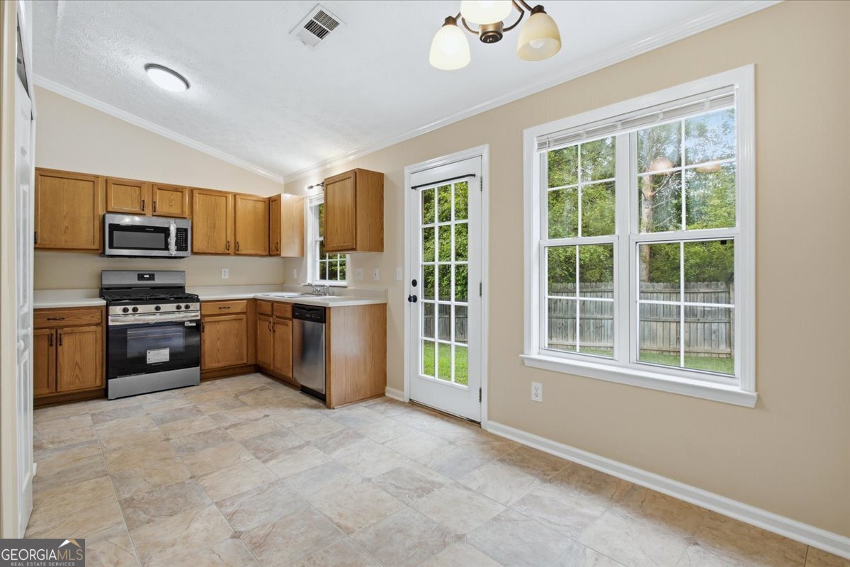 10488 Tobano Trail Jonesboro - Photo 6