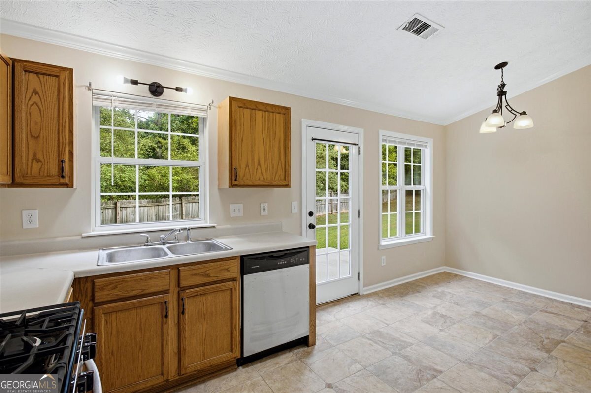 10488 Tobano Trail Jonesboro - Photo 8