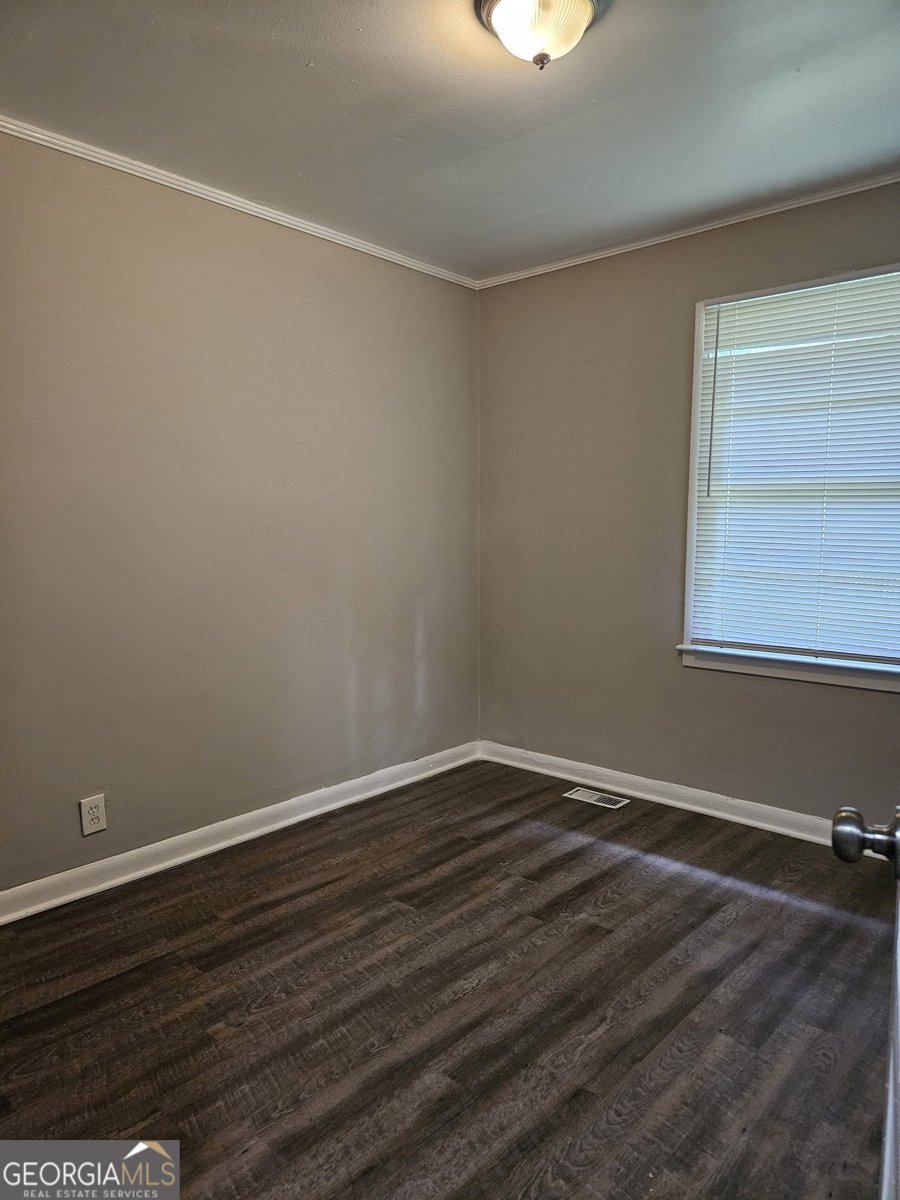 3069 McKenzie Road East Point - Photo 9