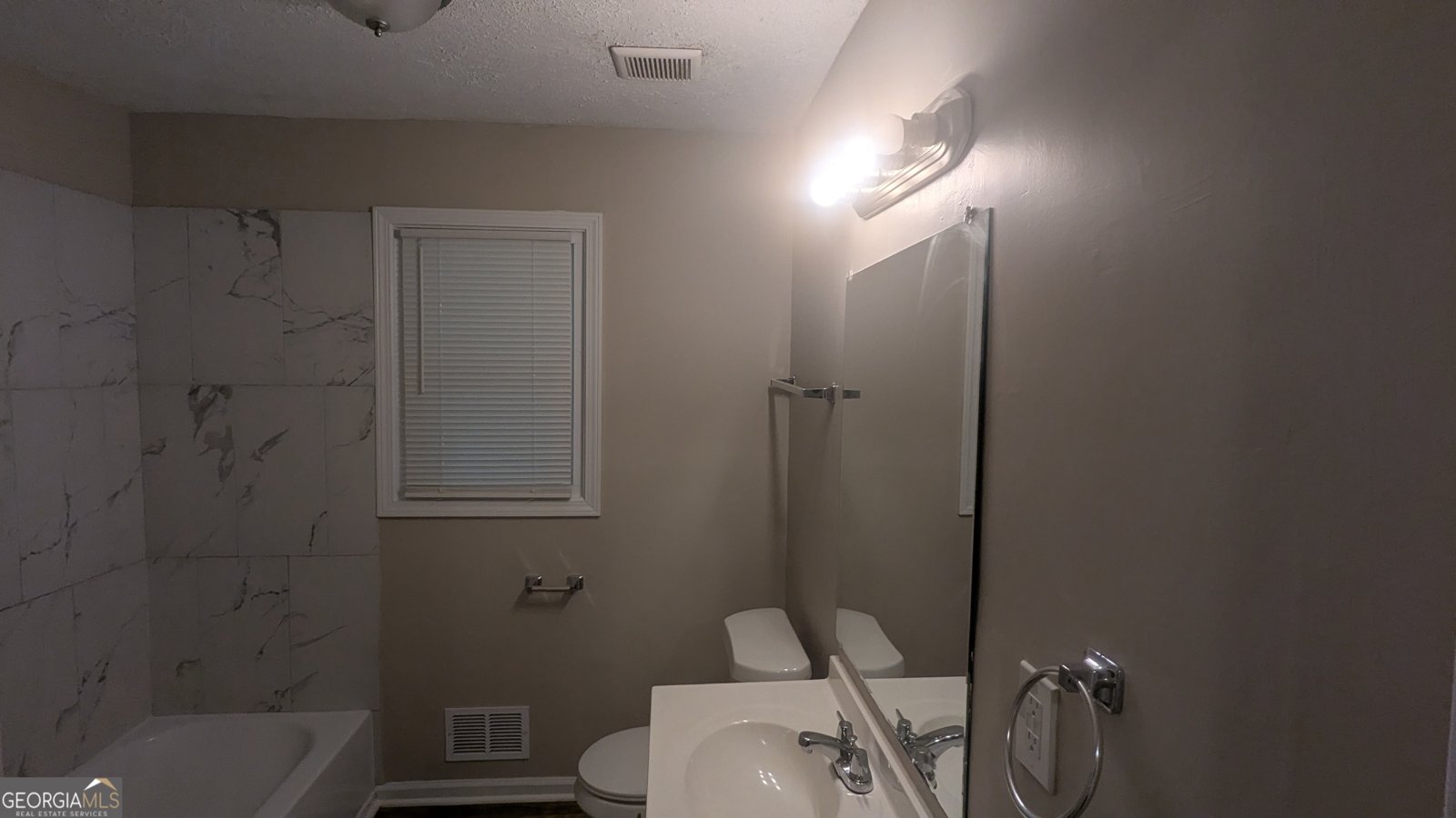 336 Laurel Lane Stockbridge - Photo 20