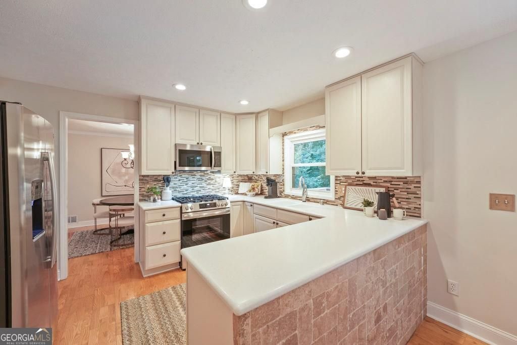 1390 Ridgefield Drive Roswell - Photo 17