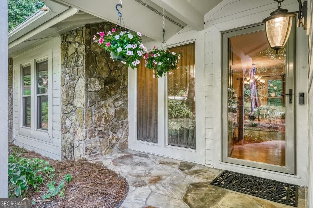 1390 Ridgefield Drive Roswell - Photo 8