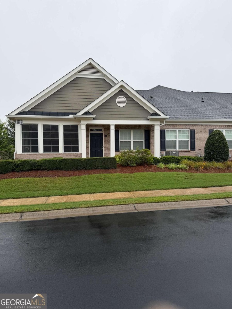 3580 Lindenridge Drive Buford - main photo