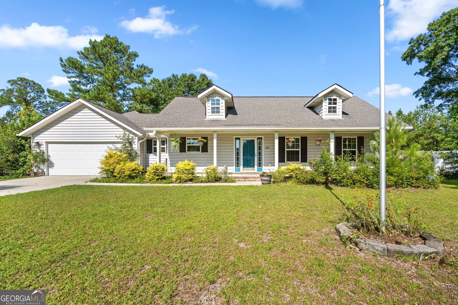 333 Labrador Lane Guyton - main photo