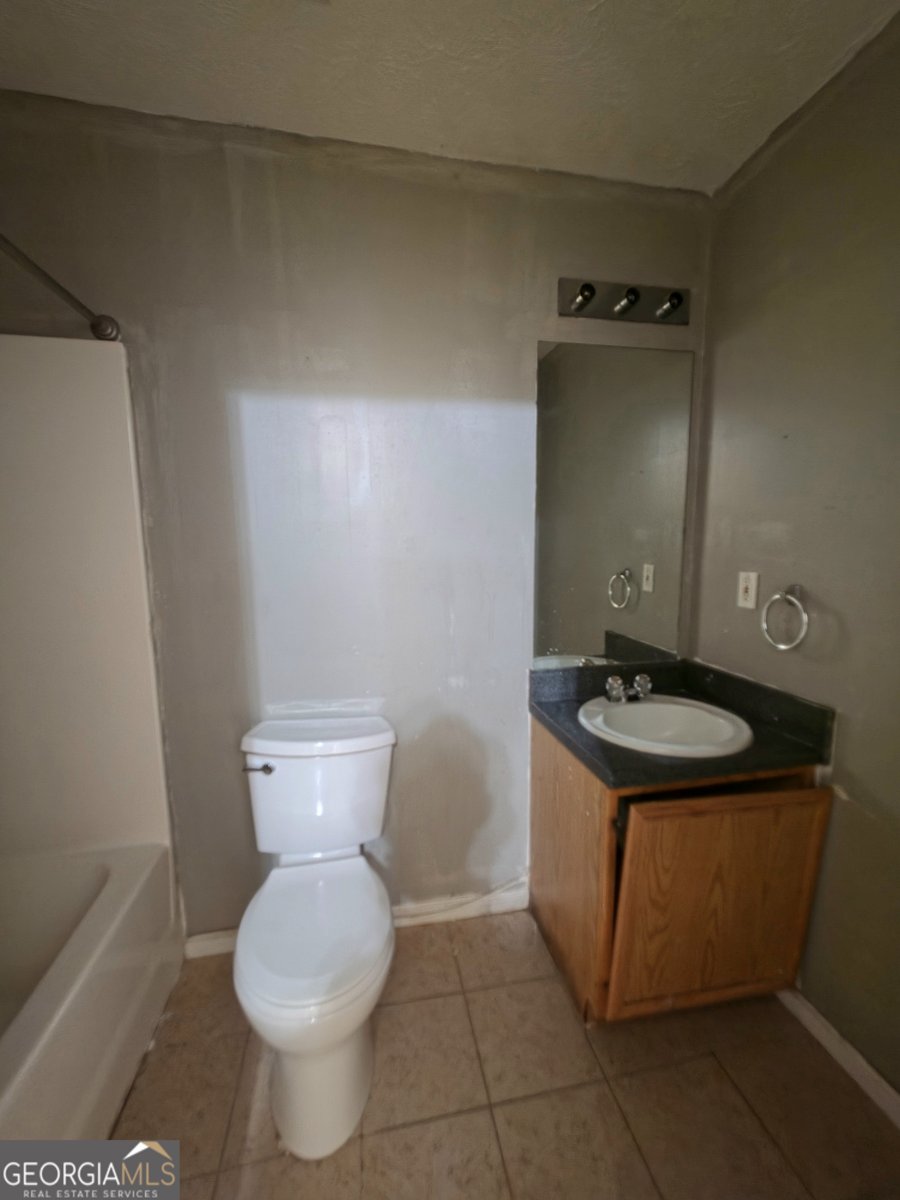 642 Morrow Road Forest Park - Photo 14