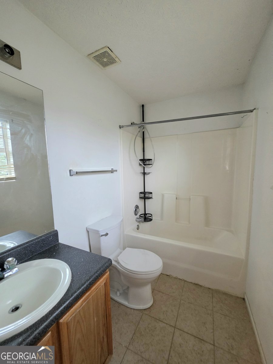 642 Morrow Road Forest Park - Photo 18