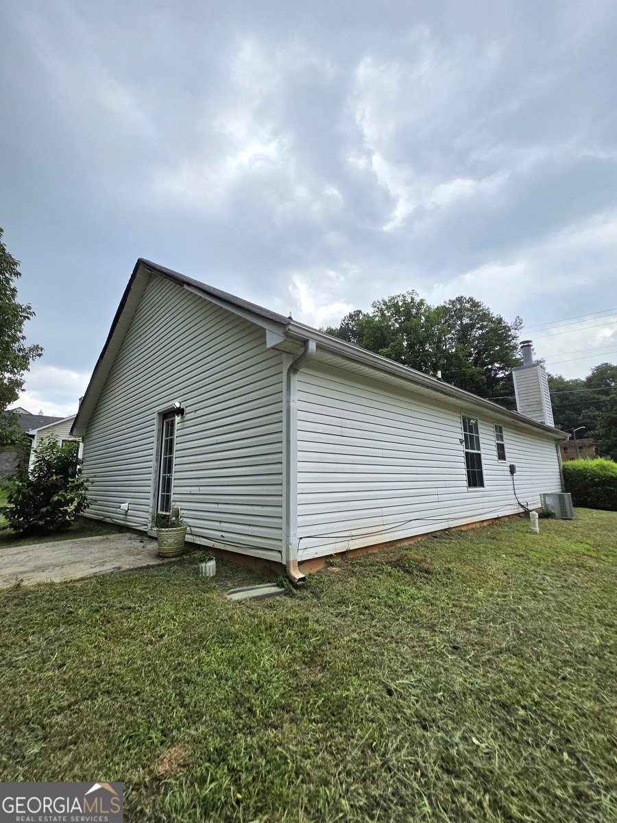 642 Morrow Road Forest Park - Photo 22