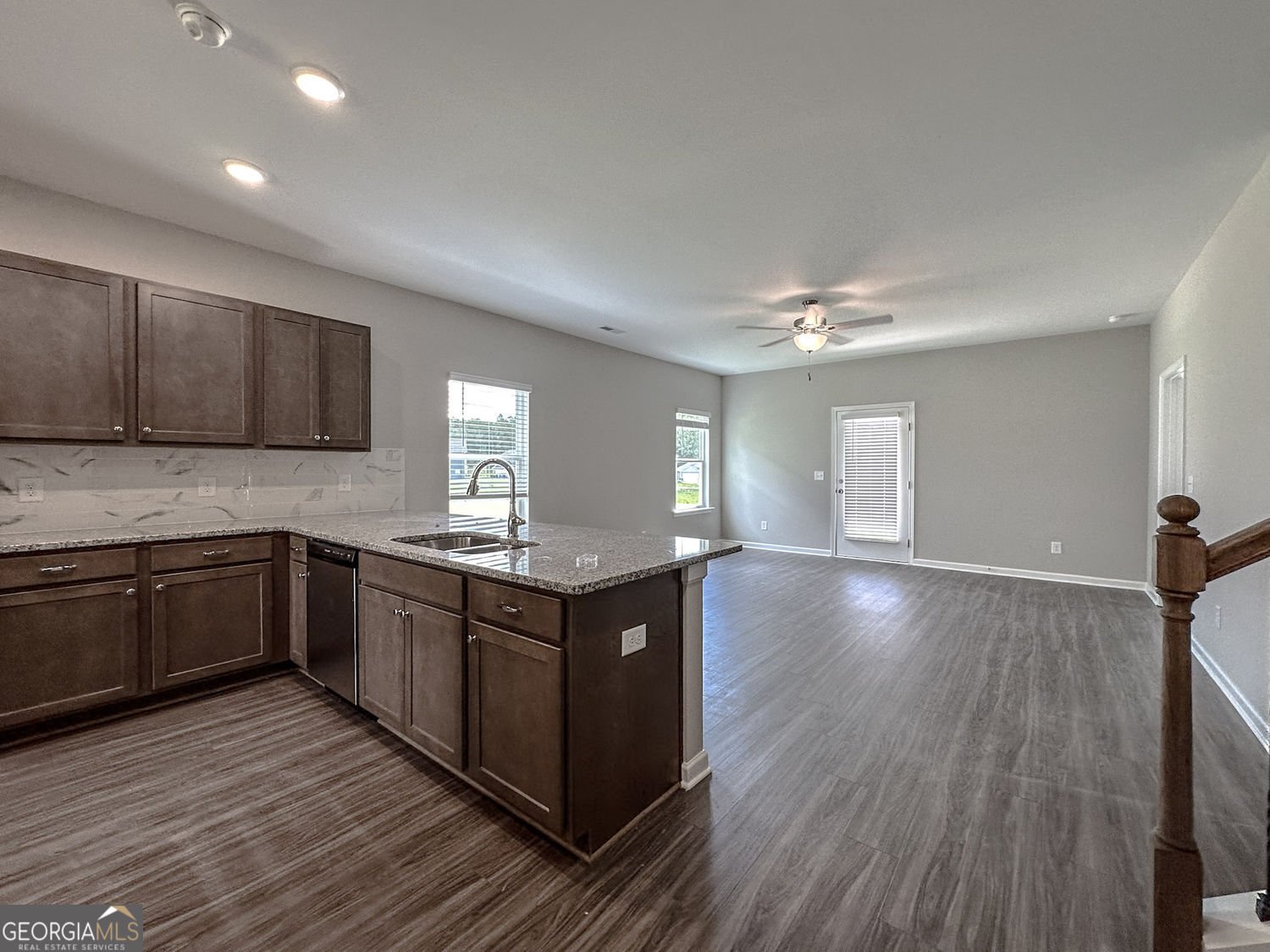 8053 Haven Springs Trace Douglasville - Photo 6
