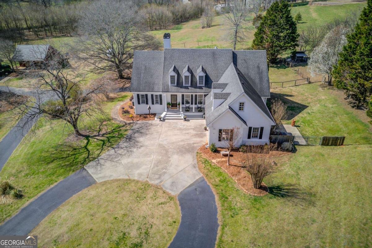 395 Bill Watkins Road Hoschton - Photo 7