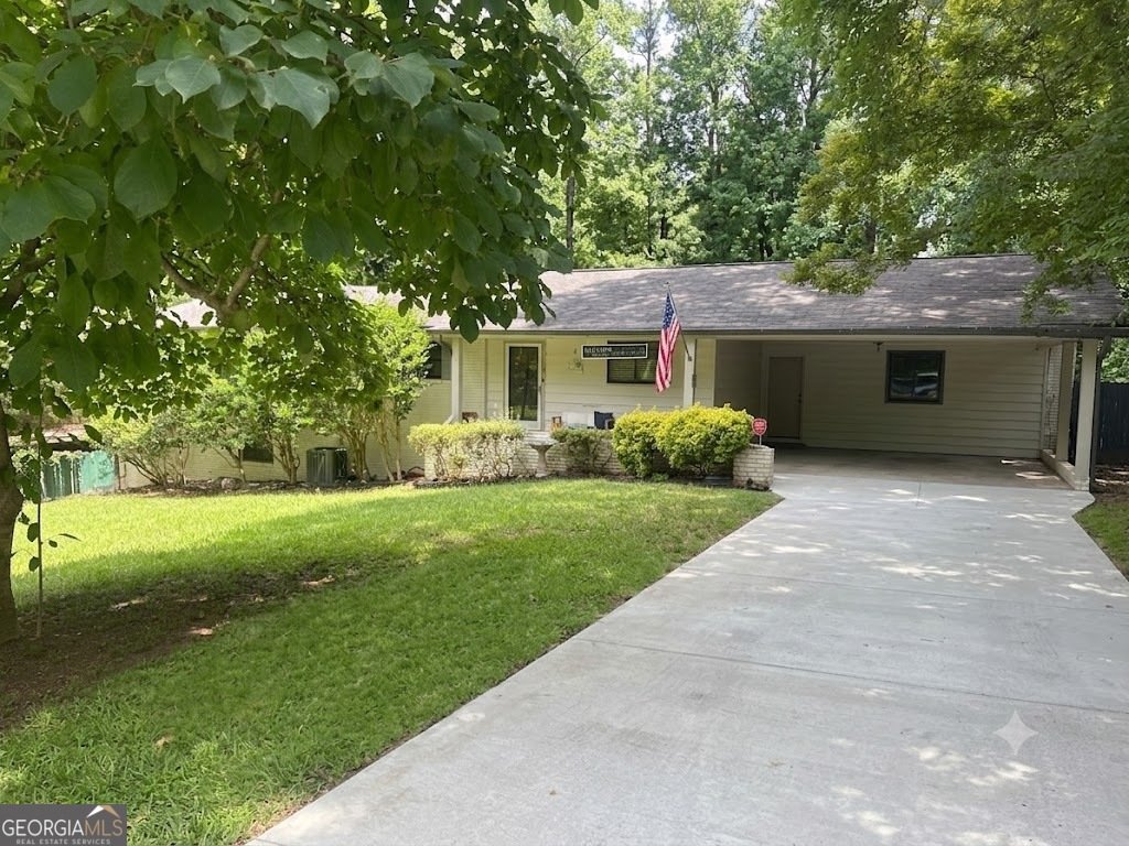2665 Colonial Drive College Park - main photo
