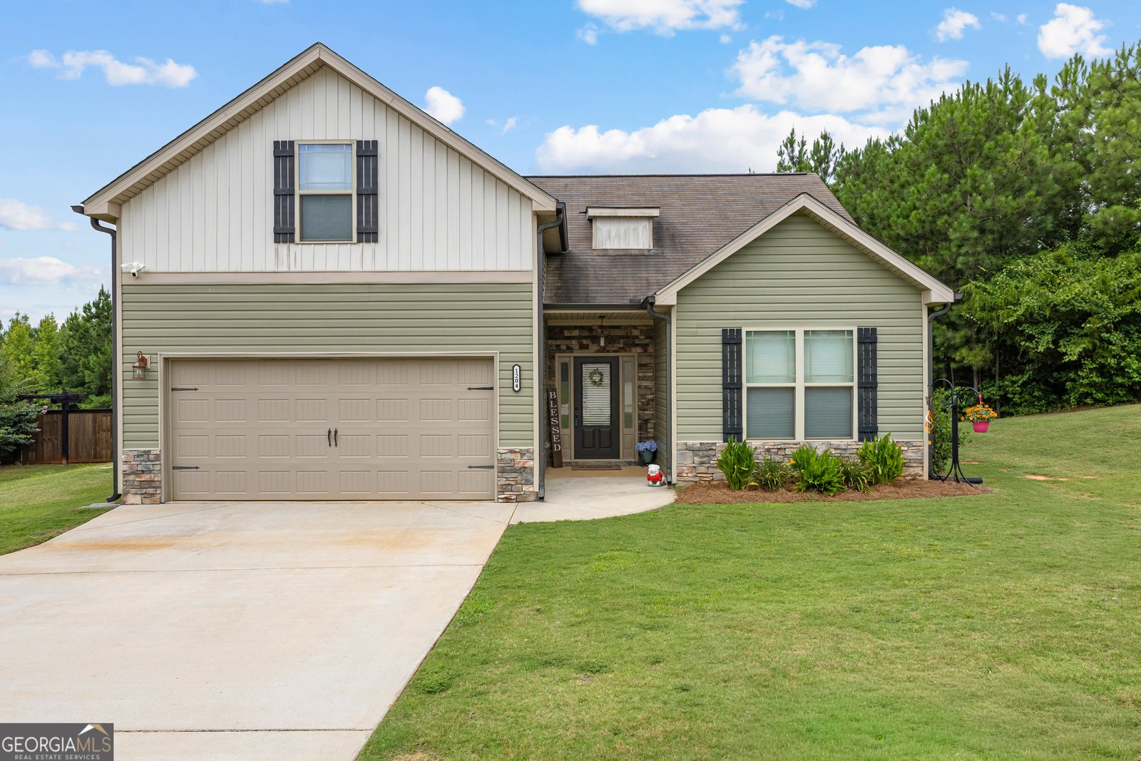 1204 Hembree Way Griffin - main photo