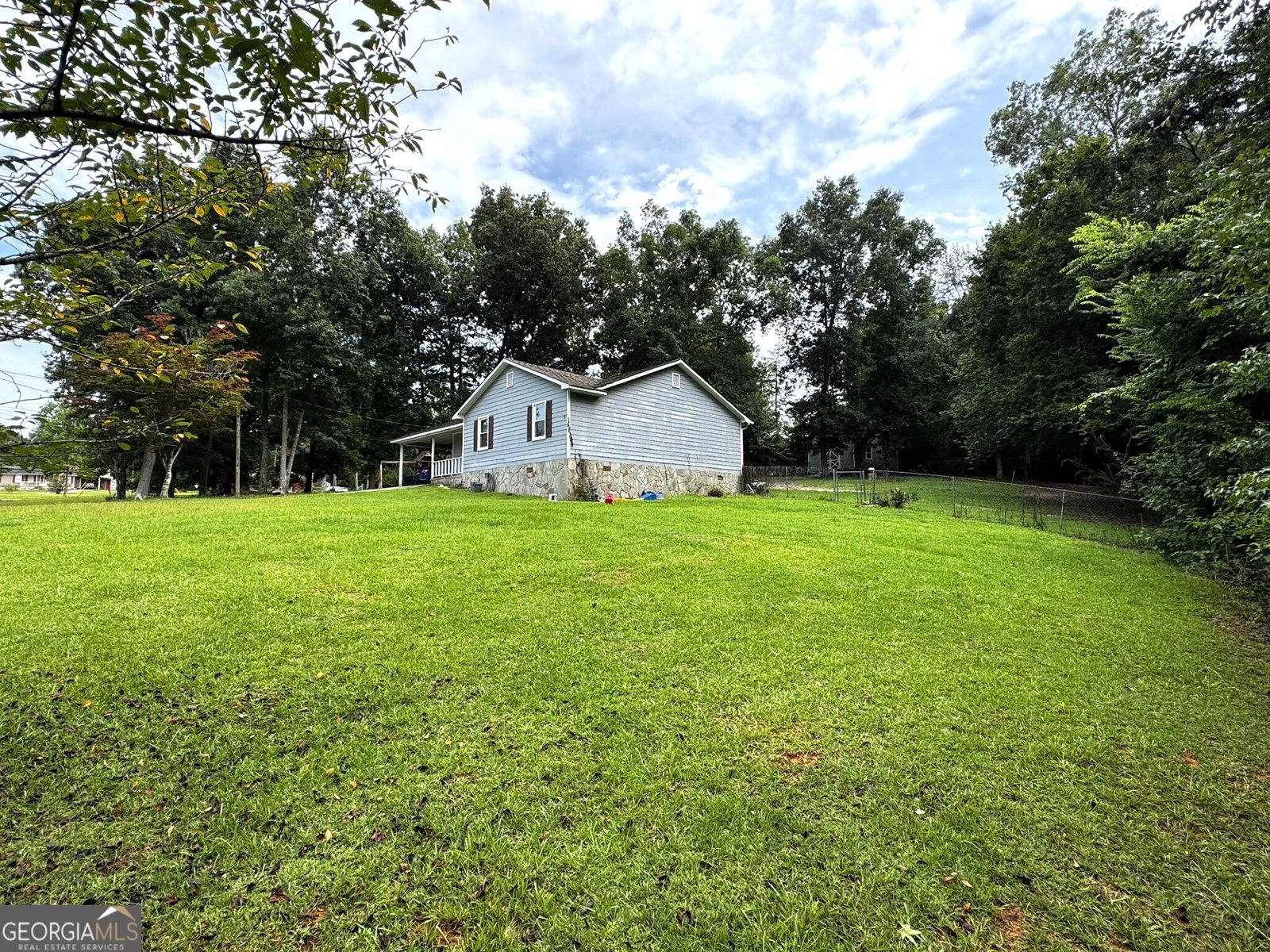 165 Graystone Circle Macon - Photo 3