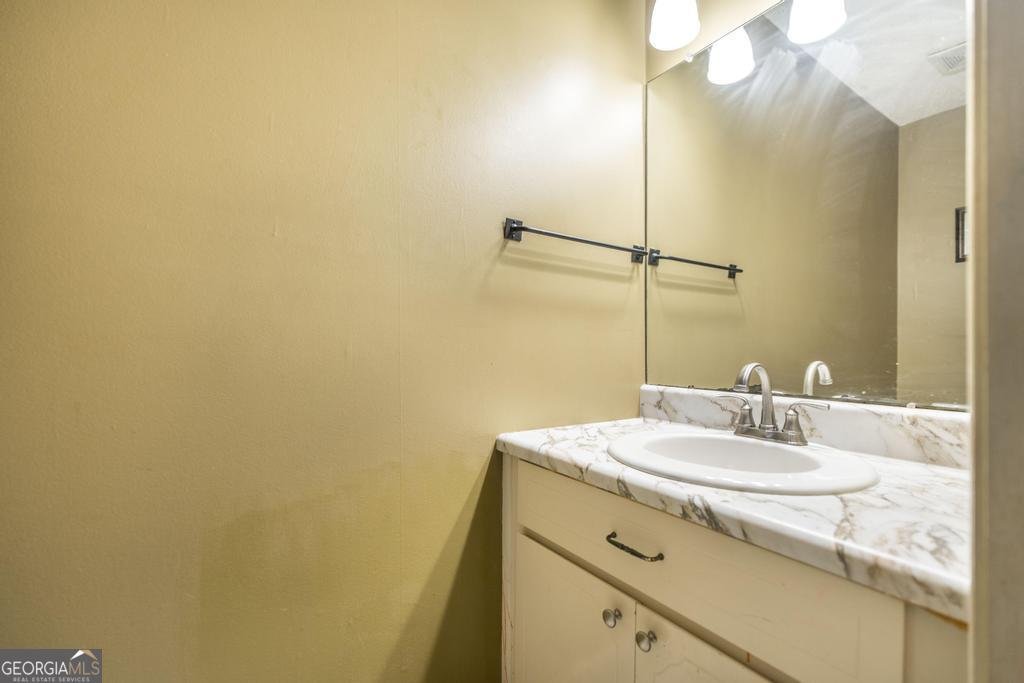 1239 Craddock Way Macon - Photo 19