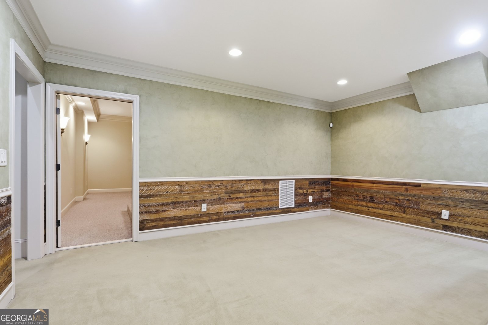 108 Waters Edge Drive Woodstock - Photo 29