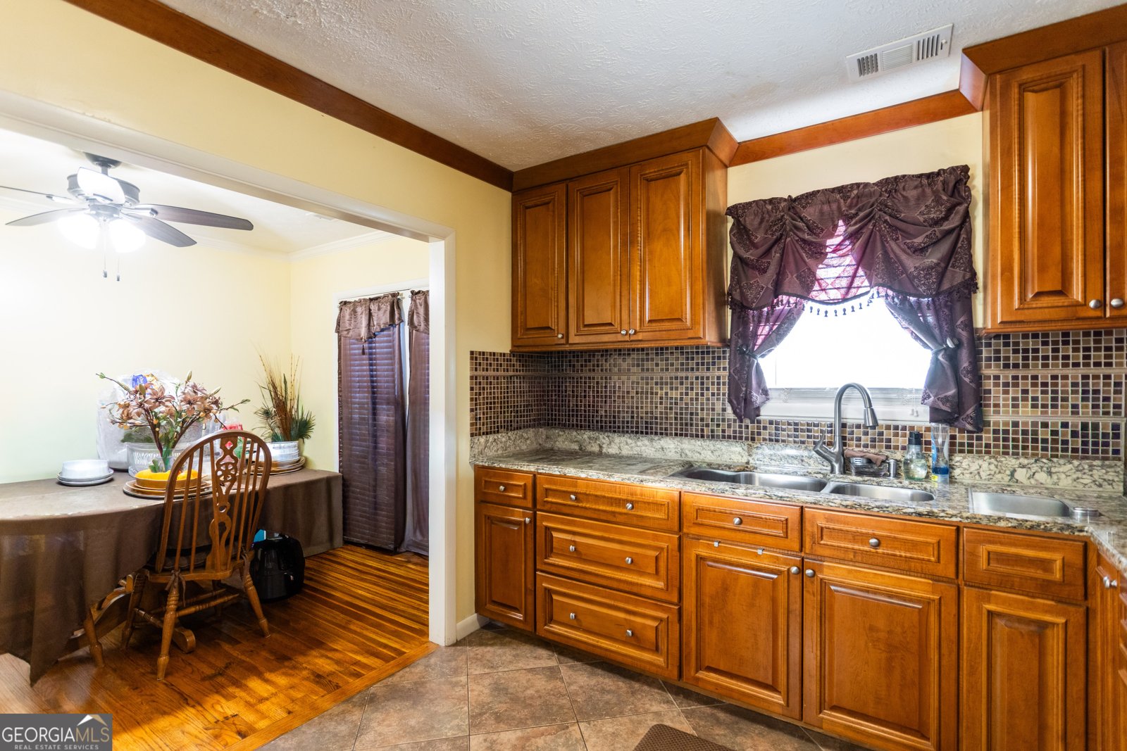338 Boxwood Street Social Circle - Photo 8