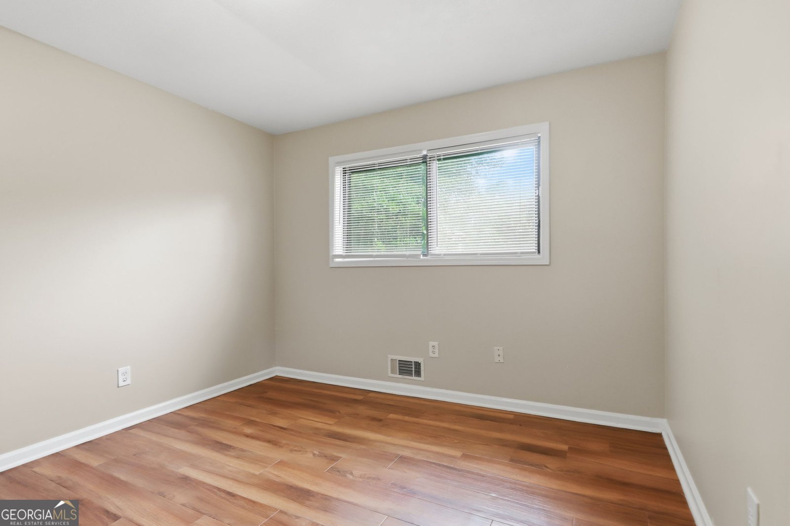 1592 Envoy Place Riverdale - Photo 15