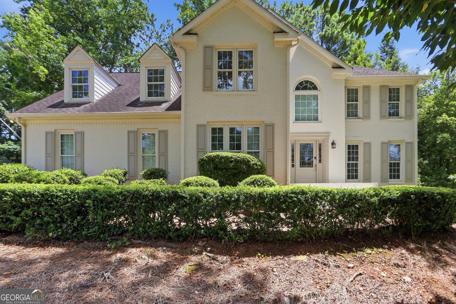810 Devenish Lane Roswell - main photo
