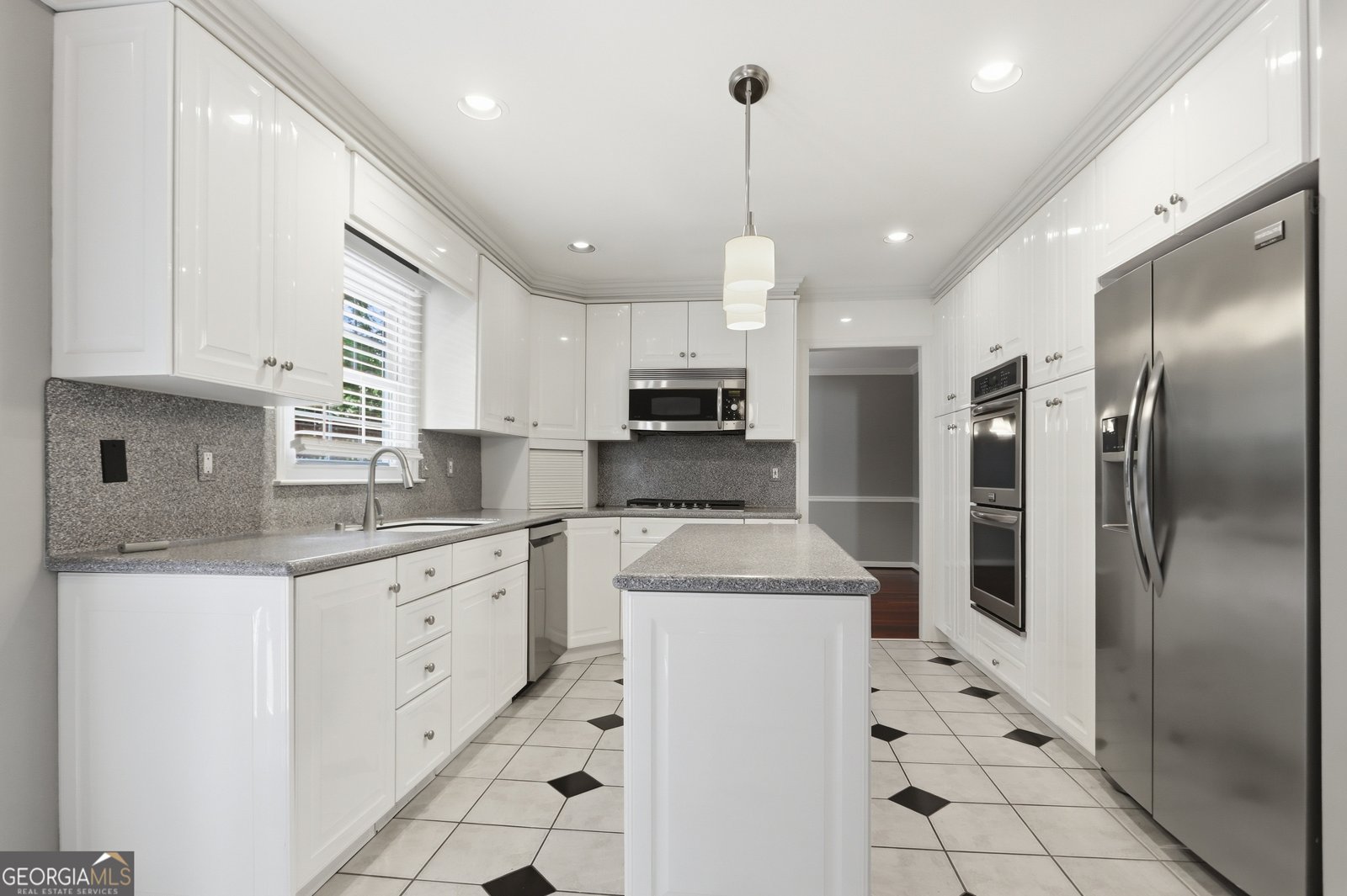 810 Devenish Lane Roswell - Photo 13