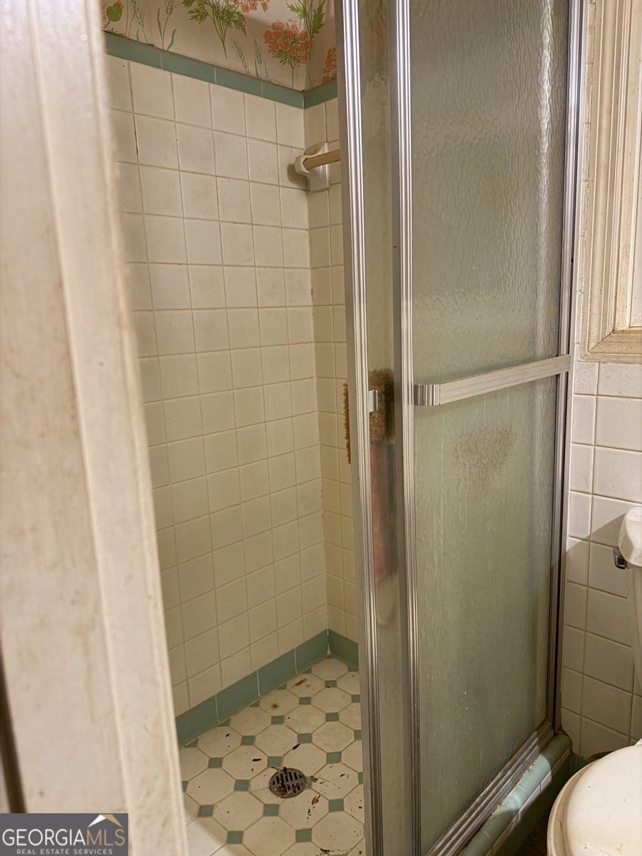 1070 Delmont Terrace Roswell - Photo 18