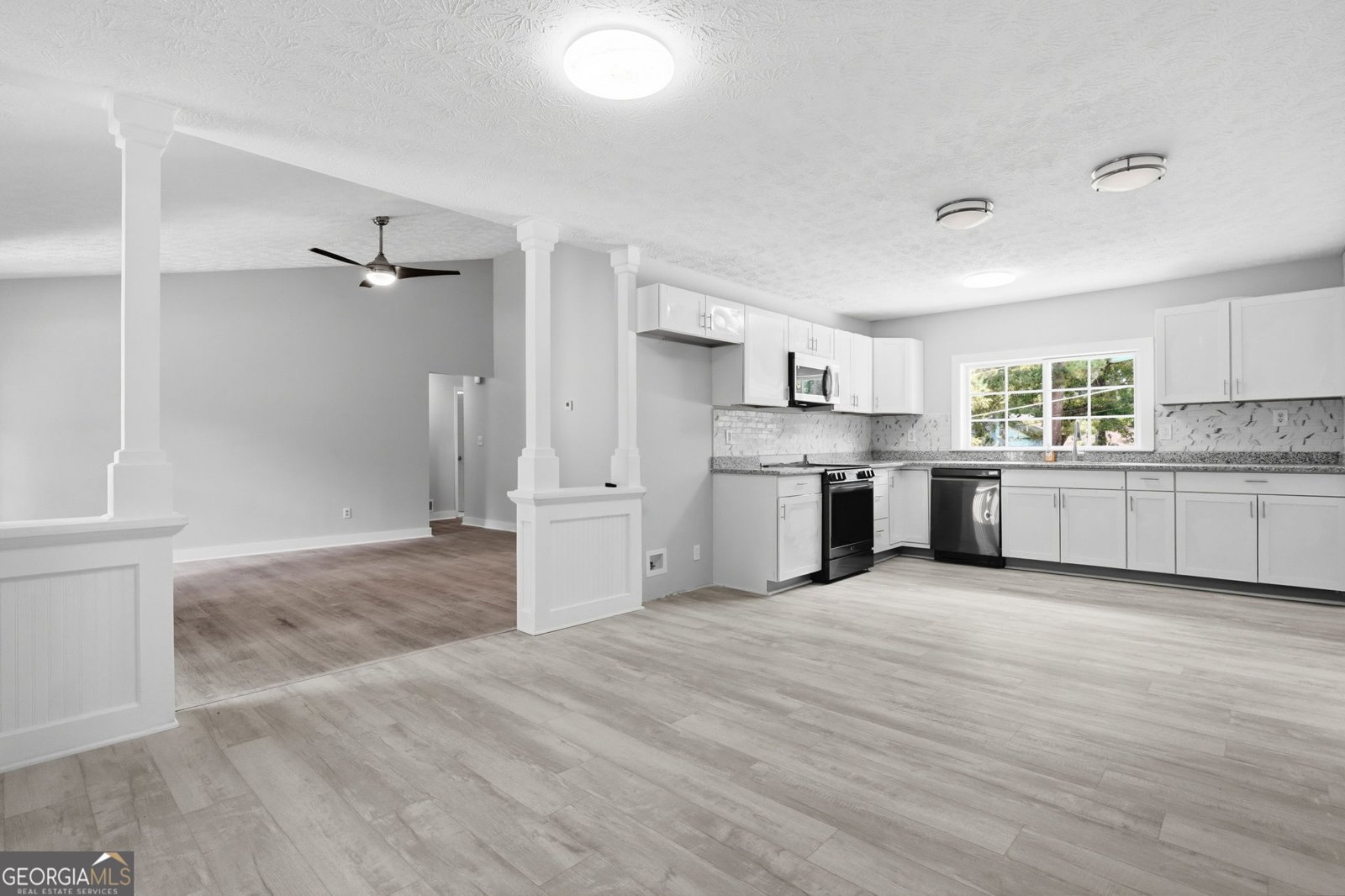 1445 Diplomat Drive Riverdale - Photo 29